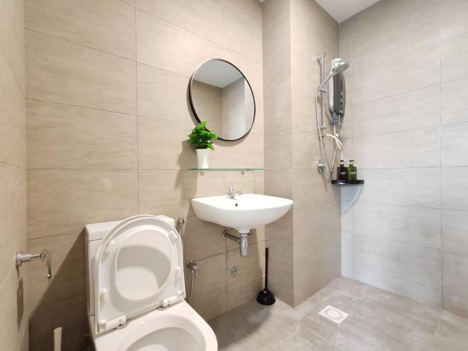 Pangsapuri M 2-7pax 200mbpswifi Near Mrt Lrt Hkl Ijn
